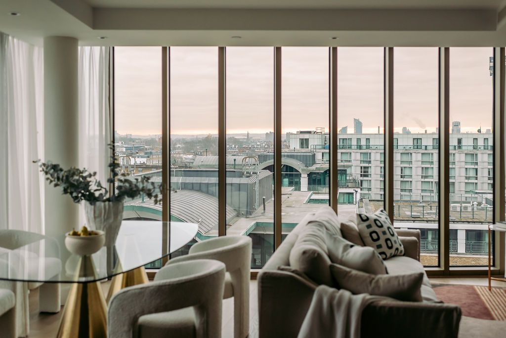 Riverstone Kensington Penthouse